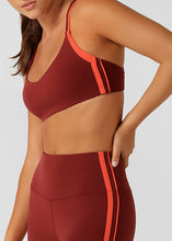 画像をギャラリービューアに読み込む, 【SALE】ラスト1点 ローナ 042432 マインドフルムーブメントスポーツブラ(MERLOT)