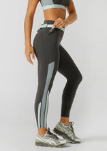 画像をギャラリービューアに読み込む, ローナ 042515 ポケット アンクル バイター レギンス TITANIUM