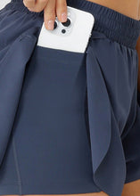 画像をギャラリービューアに読み込む, ローナ LB0441 ライトスピード フォンポケット ランショーツ(Deep Dive Blue)