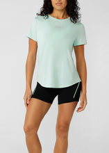 画像をギャラリービューアに読み込む, ローナ LB0463 エミー ダイナミック アクティブTシャツ MINT CREAM MARL