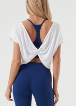 画像をギャラリービューアに読み込む, 【SALE】NUX T0672 リザツイストトップWhite