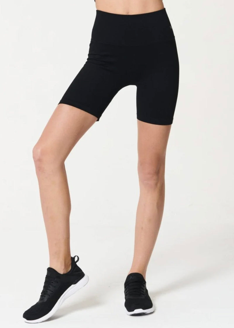 【SALE】NUX P4737 ｸﾞｯﾄﾞｼｮｰﾄ (Black)