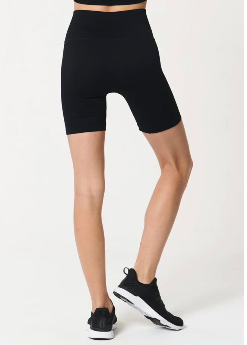 【SALE】NUX P4737 ｸﾞｯﾄﾞｼｮｰﾄ (Black)